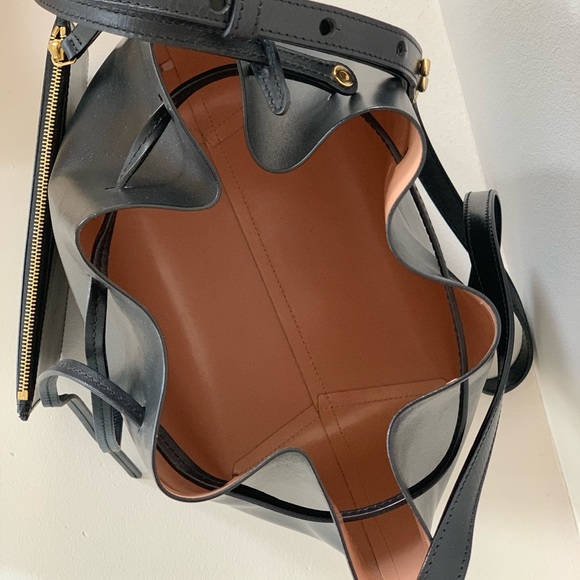 AUTHENTIC MANSUR GAVRIEL BUCKET BAG - Picture 4 of 7